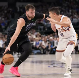 Doncic mantiene el gran momento de los Mavericks