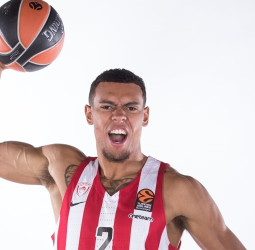 Disfruta de las mejores jugadas de la jornada 20 de la EuroLeague