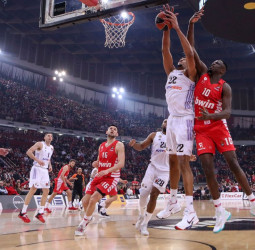 Derrota en Atenas del Real Madrid, 73-60