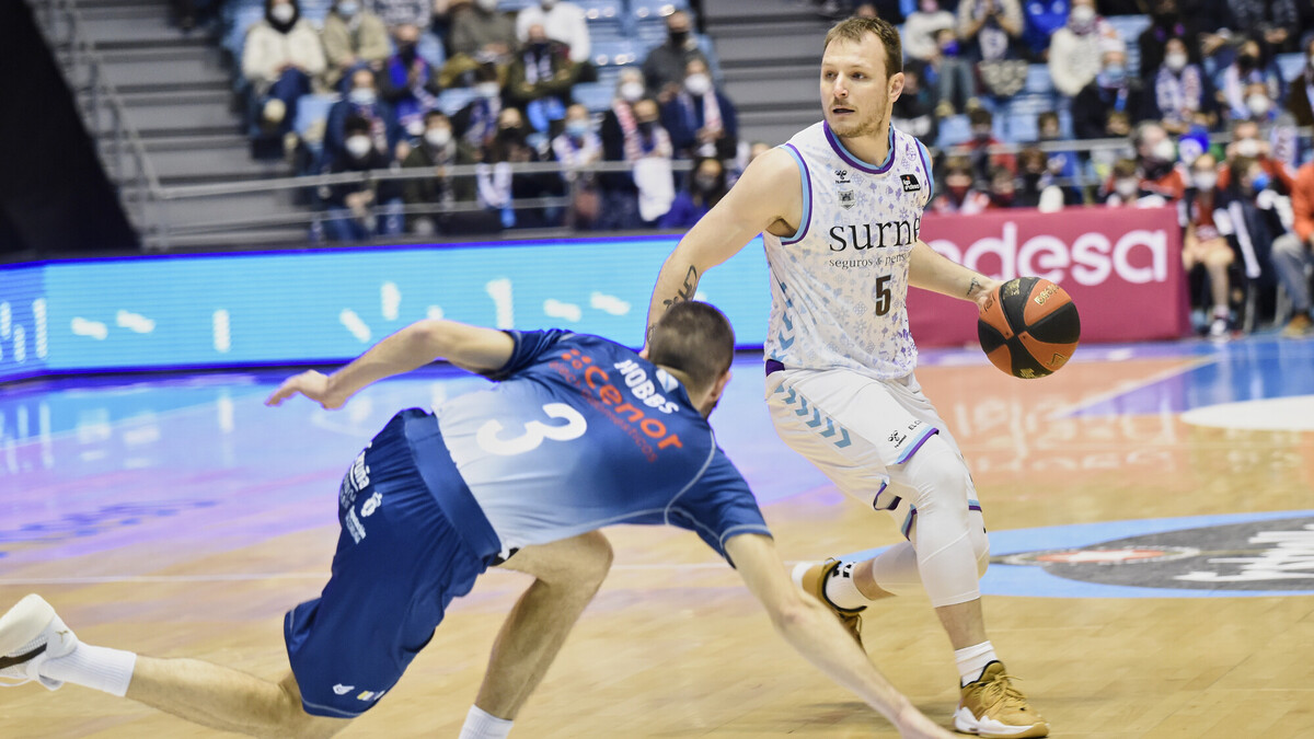 La lucha y la brega no le llega al Monbus Obradoiro (91-96)