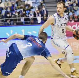 La lucha y la brega no le llega al Monbus Obradoiro (91-96)