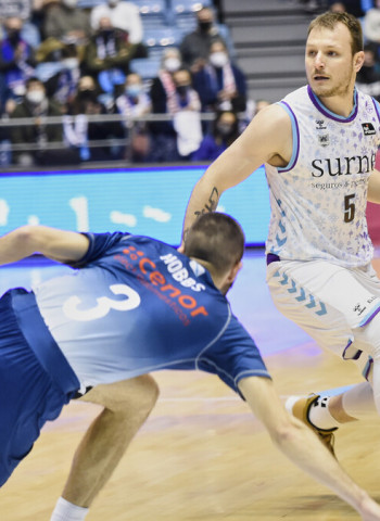 La lucha y la brega no le llega al Monbus Obradoiro (91-96)