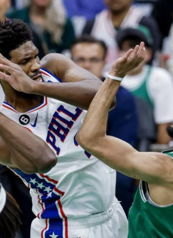 Los Celtics revientan el regreso del MVP Embiid (87-121) [1-1]