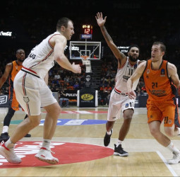 Primera oportunidad de sacar el billete a semifinales con la visita a la pista del Rytas Vilnius