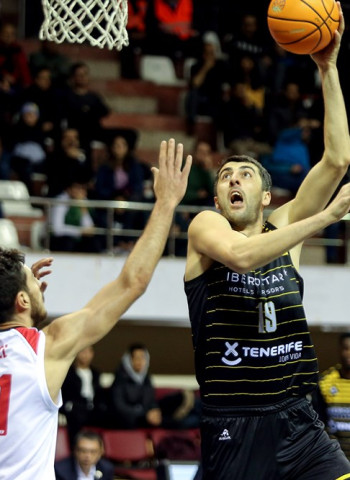 El Iberostar Tenerife impone su ley en Turquía (66-88)