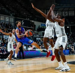 El mejor Laprovittola resuelve ante el ASVEL Villeurbanne (60-80)