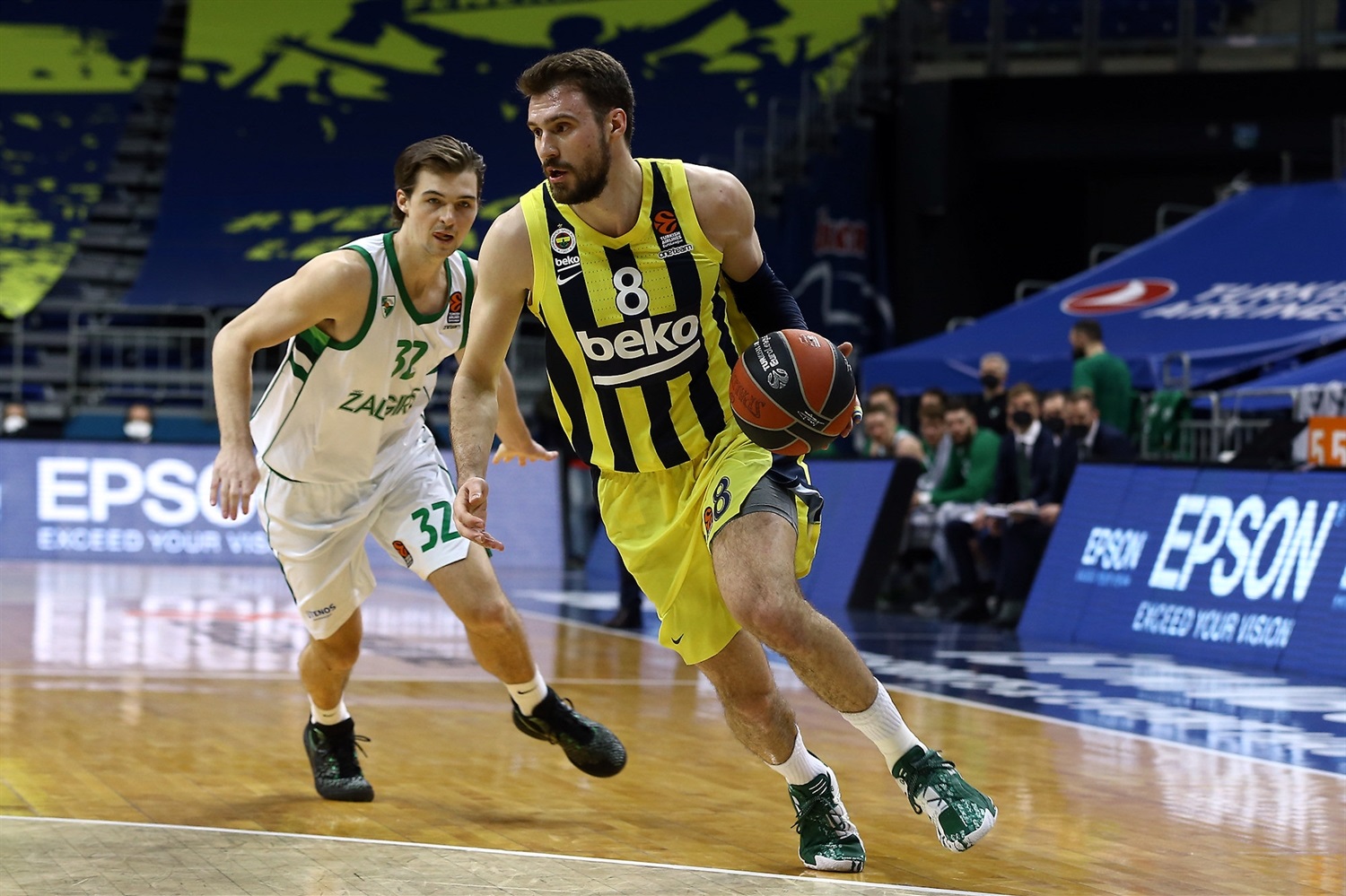 El Fenerbahce domina de forma clara al Zalgiris (84-61)