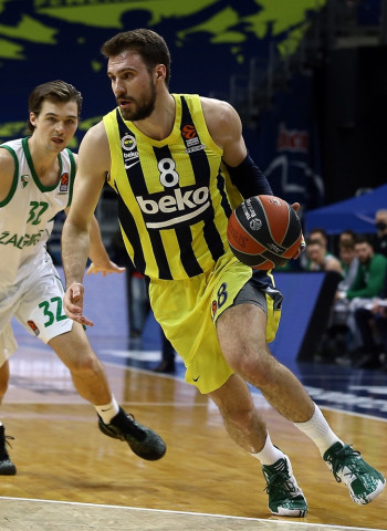 El Fenerbahce domina de forma clara al Zalgiris (84-61)