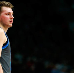 Luka Doncic empata con Magic Johnson a triple-dobles en su temporada de novato