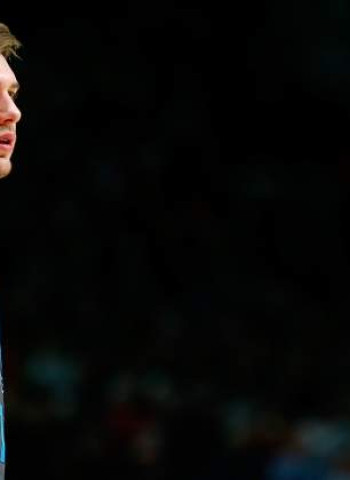 Luka Doncic empata con Magic Johnson a triple-dobles en su temporada de novato