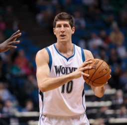Los Timberwolves no cuentan con Damjan Rudez, ¿vuelta a Europa?