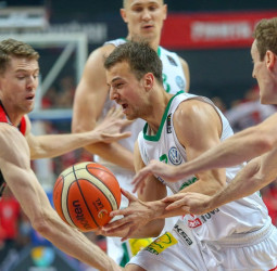 El Lietuvos Rytas empata la serie (1-1) en un polémico partido