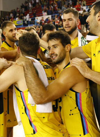 Lenovo Tenerife derrocha solidez en Manresa (70-89)