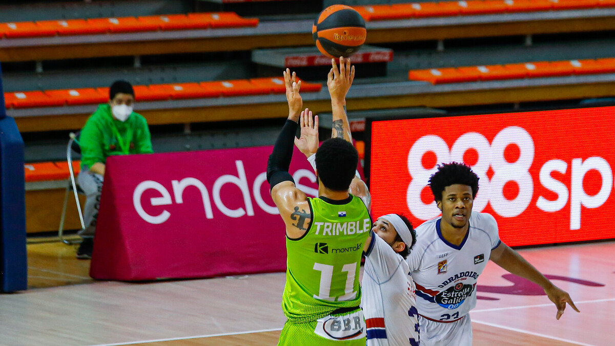 Un heroico Trimble le da al Urbas Fuenla su triunfo más valioso (84-82)