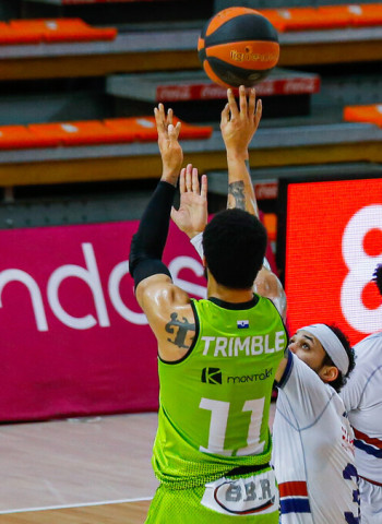 Un heroico Trimble le da al Urbas Fuenla su triunfo más valioso (84-82)
