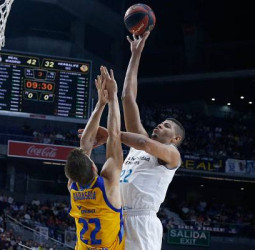 El Real Madrid se impone al Gran Canaria en el primer partido de las semifinales (88-70)