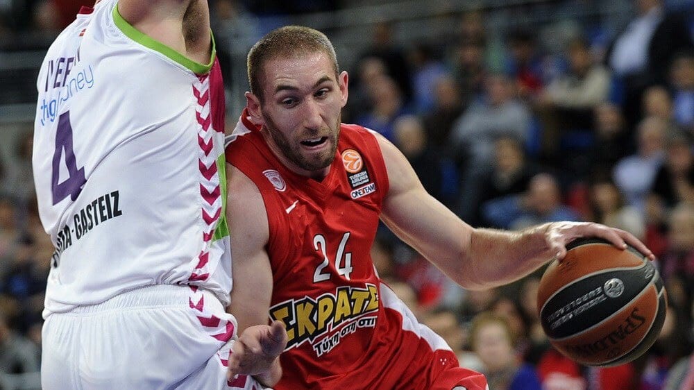 Olympiacos se asegura la continuidad de Matt Lojeski
