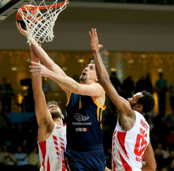 Entre Shved y Jerebko se encargan de ganar al Estrella Roja (78-72)