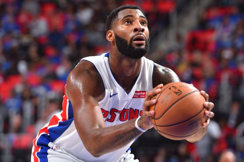 Ante la lesión de Powell los Dallas Mavericks intensifican la búsqueda de un interior