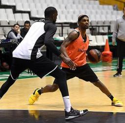 Thaddus McFadden: "Encajo muy bien en la Penya"