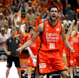 El Real Madrid se interesa en la situación de Joan Sastre