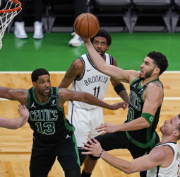 Tatum saca a relucir el orgullo "Celtics" (125-119) [2-1]