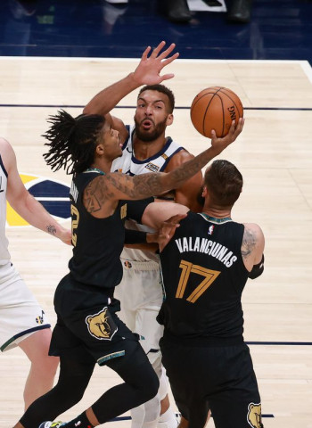 Los Grizzlies asaltan Utah (109-112) [0-1]