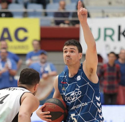 Dani Pérez hace soñar a su Delteco GBC (89-86)