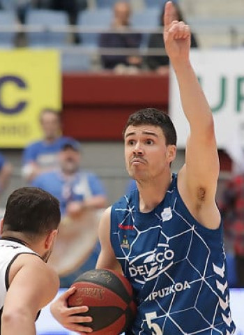 Dani Pérez hace soñar a su Delteco GBC (89-86)