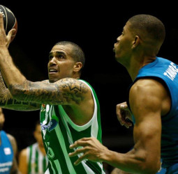 El Reyer Venezia se interesa en Blake Schilb