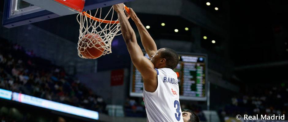 Gran estreno del Real Madrid en el playoff (107-76)