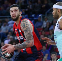 Trabajada victoria del Baskonia ante el Divina Seguros Joventut (87-77)