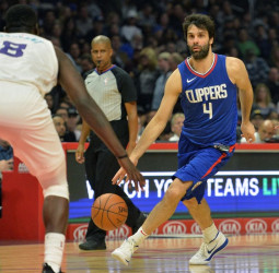 Batum y Howard marcan la diferencia, Clippers puede con Grizzlies