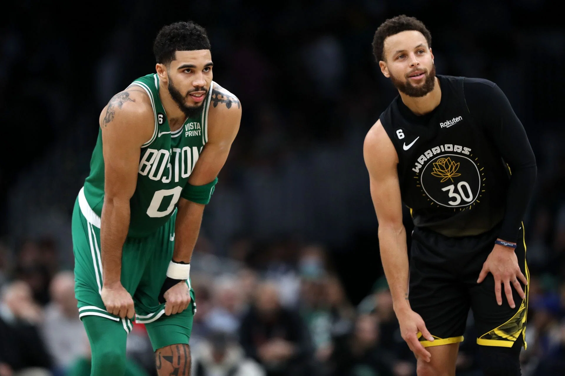 Todo un Celtics vs Warriors en el TD Garden