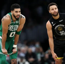 Todo un Celtics vs Warriors en el TD Garden