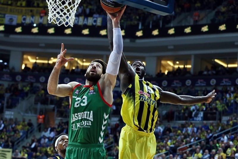 El Baskonia y Shengelia llegan a un acuerdo de renovación