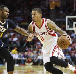 Los Houston Rockets cuentan con Michael Beasley