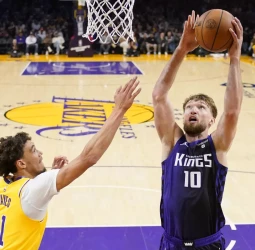 Los Kings tienen una marcha más que los Lakers