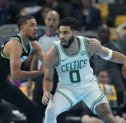 Un memorable Haliburton elimina a los Boston Celtics, 122-112