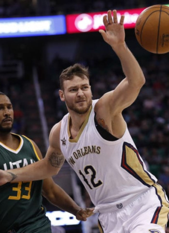 Donatas Motiejunas apunta a la liga china