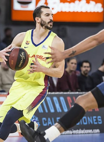 Esfuerzo sin recompensa para el Bakonia ante el líder Barcelona (73-82)