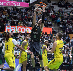 Victoria del Joventut ante el UCAM Murcia con un final de infarto (83-77)