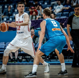 Islandia, nada que hacer ante Polonia  (91-61)