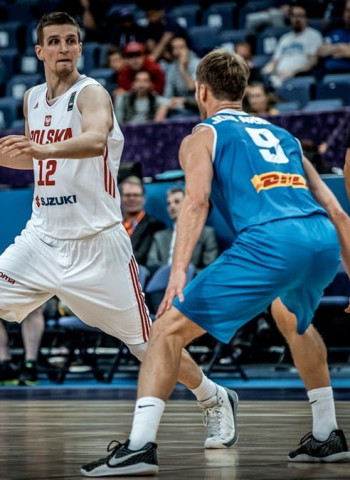 Islandia, nada que hacer ante Polonia  (91-61)