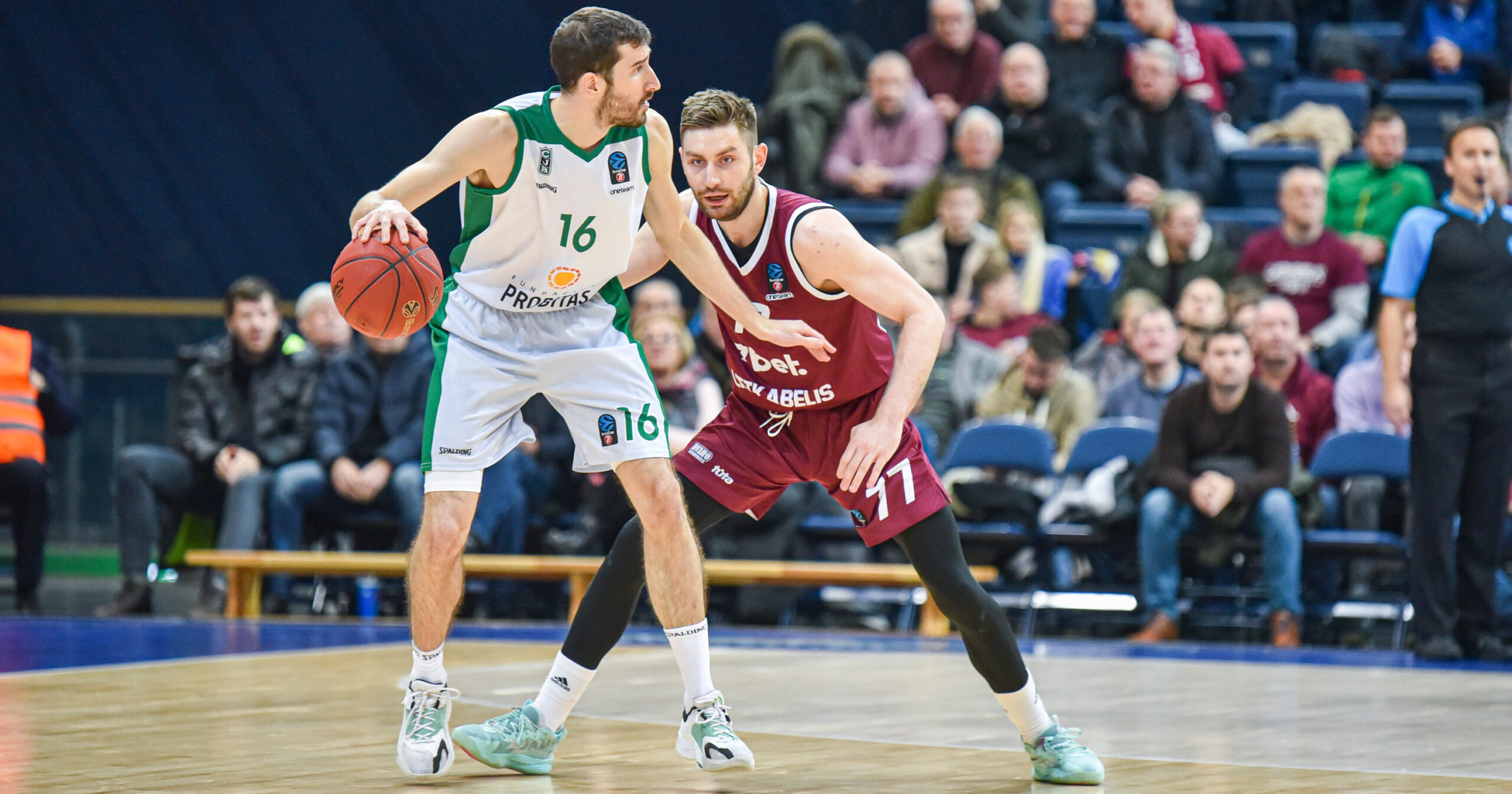 Triunfo de mérito para cerrar el 2022 en la Eurocup, 76-90