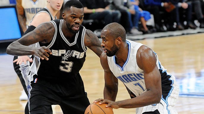 Ibaka se sale ante los Pacers