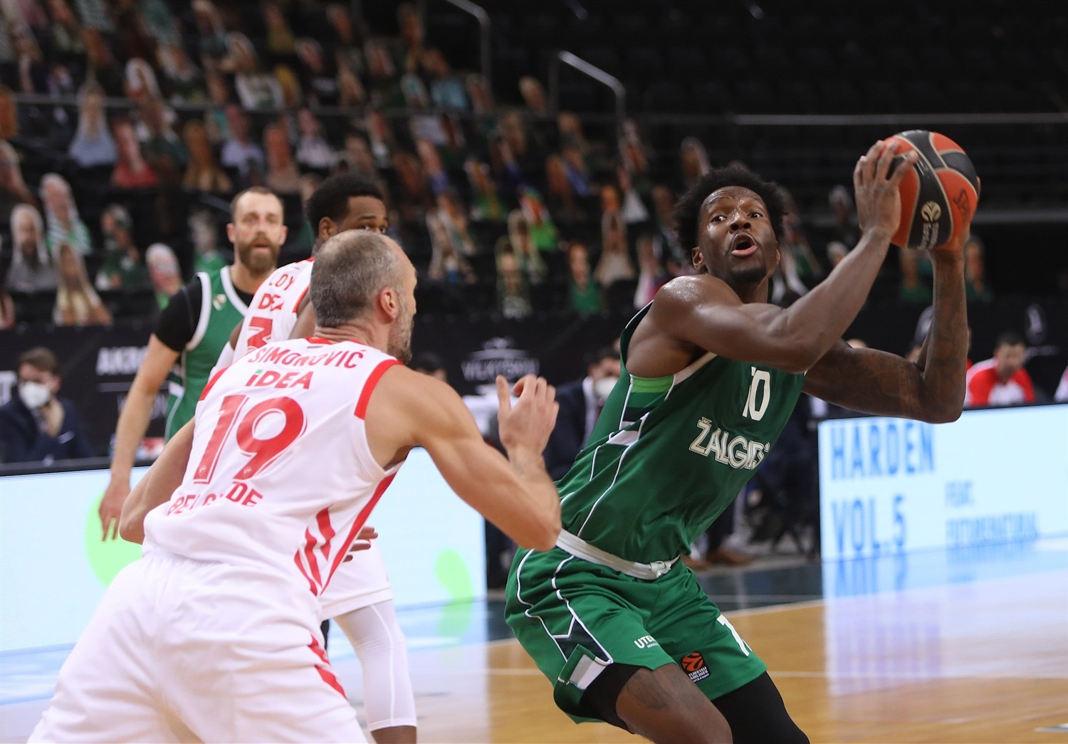 El Zalgiris derrota a un Estrella Roja sin recursos (75-62)