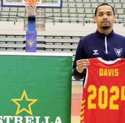 Jordan Davis renueva hasta 2024