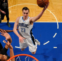 Los New York Knicks le lanzarán una oferta a Mario Hezonja