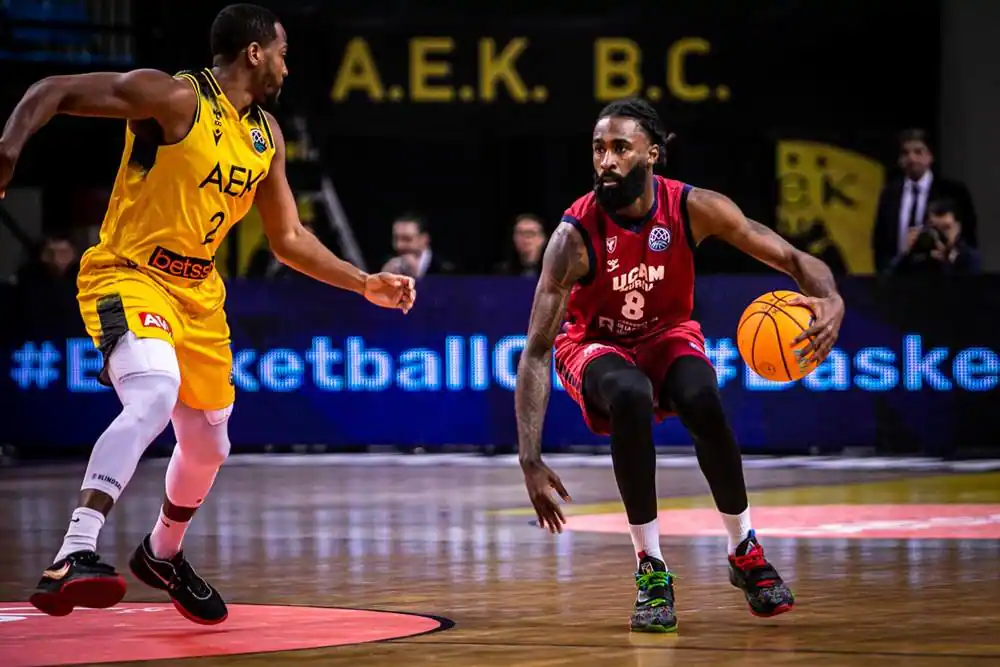 El UCAM Murcia, un poco más cerca de los cuartos, 79-84